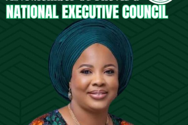 Hon. Khadijat Kareem Congratulates Hon. Kafilat Adetola Ogbara On Appointment To APC NECÂ