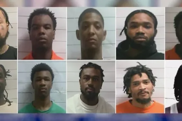 FLASH: 10 Inmates Pass Through ‘Toilet Hole’, Escape New Orleans Jail (Photos)