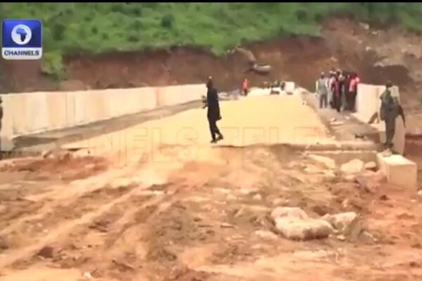 VIDEO: FG Commences N70 Billion Nigeria-Cameroon Link Road Project In Taraba