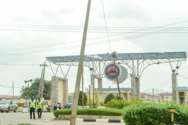 Man Arrested Over Attempt To Commit Su¡cide At MFM Church Headquarters