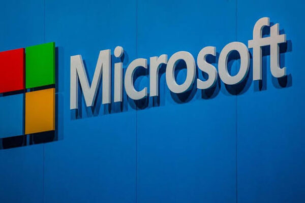FLASH: Microsoft 365 Crashes, Locks Users Out Of Outlook