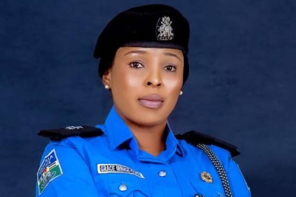 Police Officer Assaulted, Filmed By Youths During Visit To Girlfriend – Official