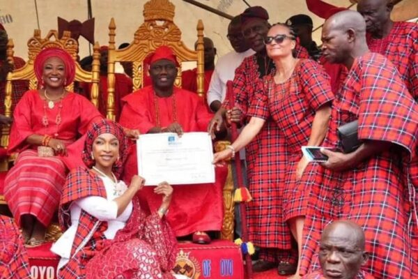 Sango World Festival: Minister Presents UNESCO Certificate To Alaafin Owoade