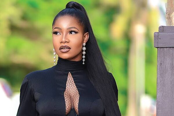 VIDEO: Tacha To Break Guinness World Record For Most Makeovers