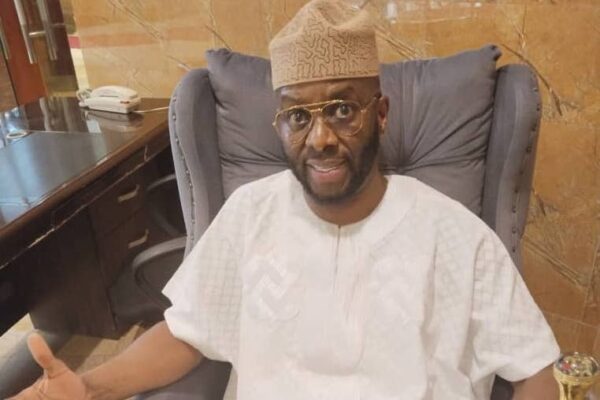 Fayose’s Brother Quits PDP, Withdraws From Ekiti Governorship Race