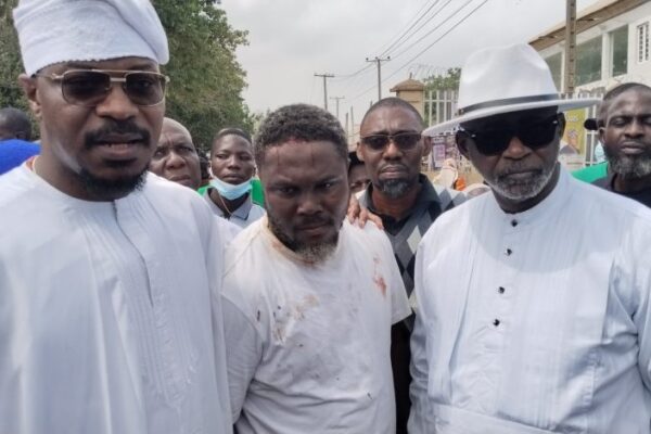 BREAKING: Rhodes-Vivour’s Aide Beaten As Police, Thugs Frustrate ADC Declaration