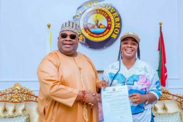 Gov Adeleke Appoints Puff-Puff Seller As Gov’t House Chef, Offers Scholarship