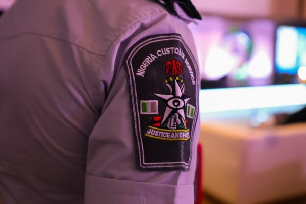 E DON HAPPEN: Customs Officer Found Dead In Hotel After Lodging With Three Women
