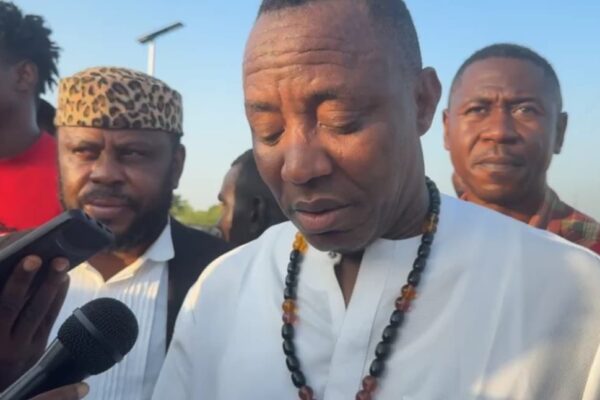 JUST-IN: Sowore, Nnamdi Kanu’s Lawyer, 11 Others Regain Freedom From Kuje Prison
