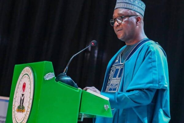 BREAKING: Abbas Swears In Three New House Members