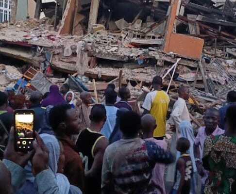 BREAKING: Many Trapped As Two-storey Building Collapses In Lagos