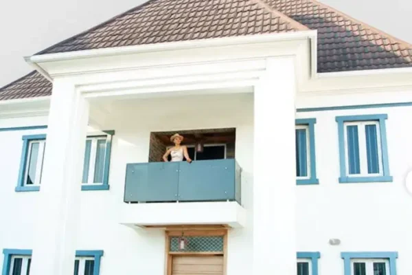 PHOTOS: In My House, Iām A Queen ā Regina Daniels Flaunts New Lagos Mansion