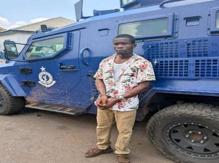 E DON HAPPEN: Ghana Man Arrested For Allegedly Stealing Police Armoured Vehicle
